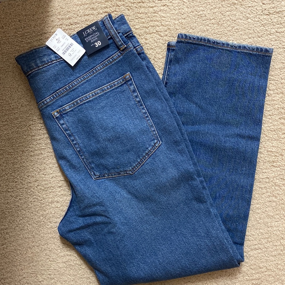 *NWT* J.Crew Essential Straight Jeans Sz 30